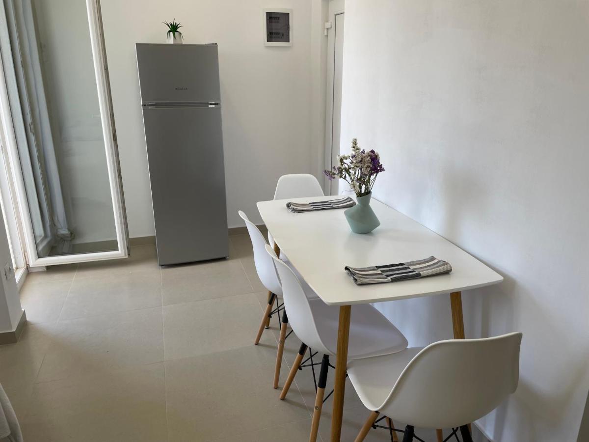 Apartmani Jasminka Vodice Esterno foto