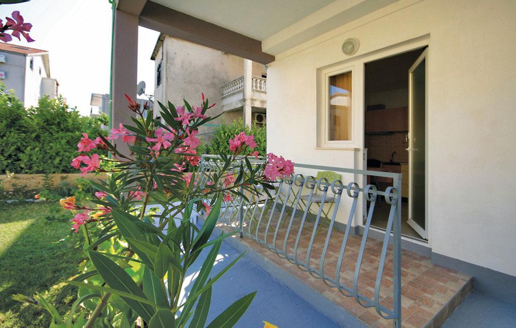 Apartmani Jasminka Vodice Esterno foto
